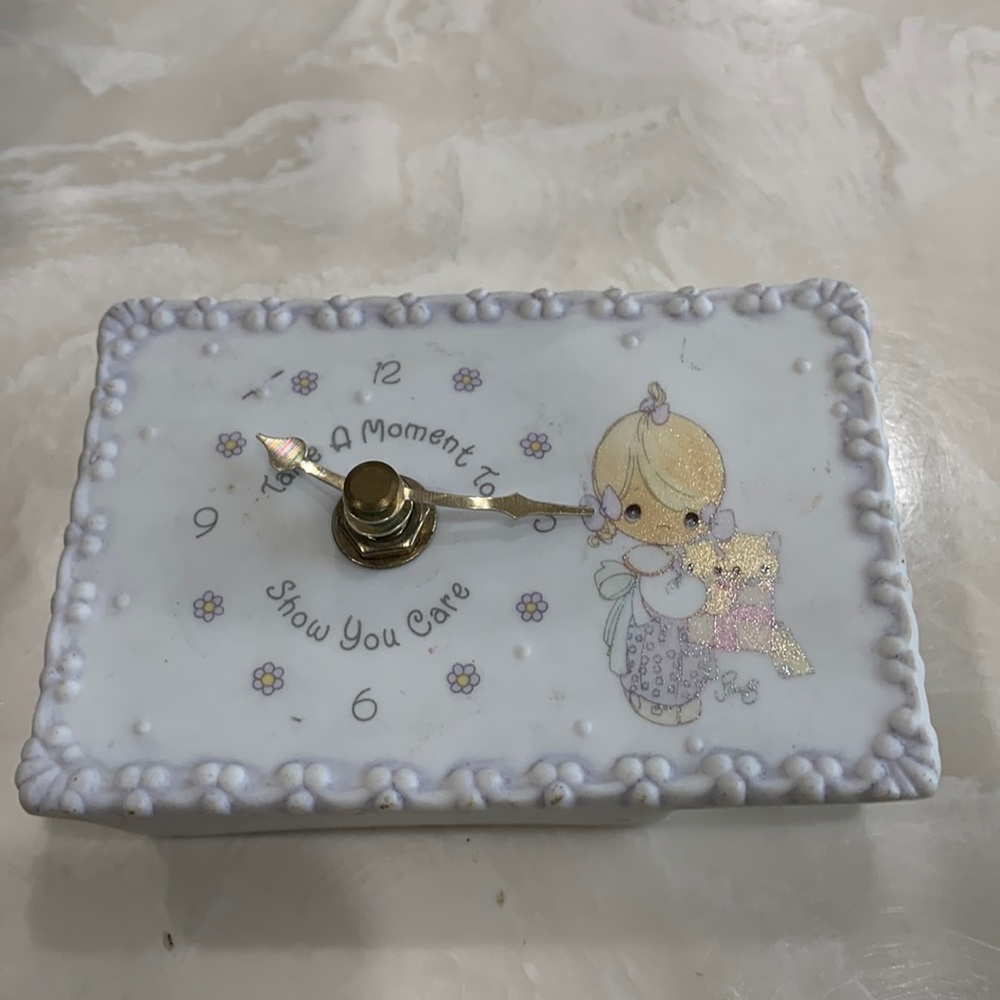 Battery operated Clock